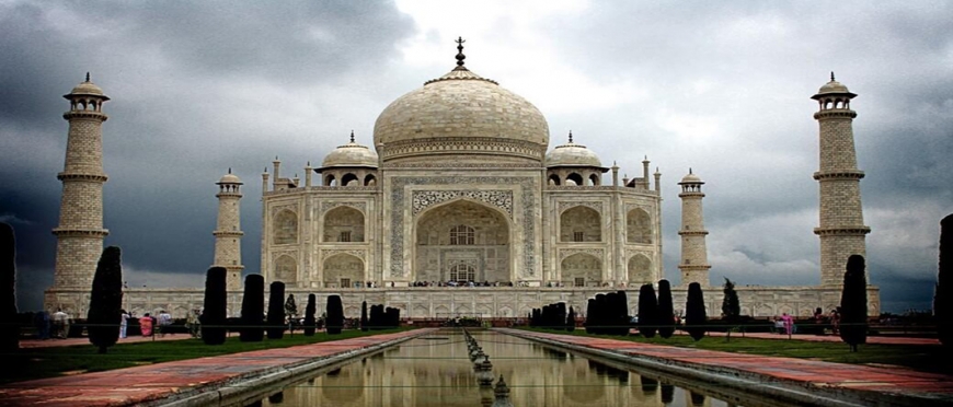 Fortune Tours : Delhi-Agra-Jaipur